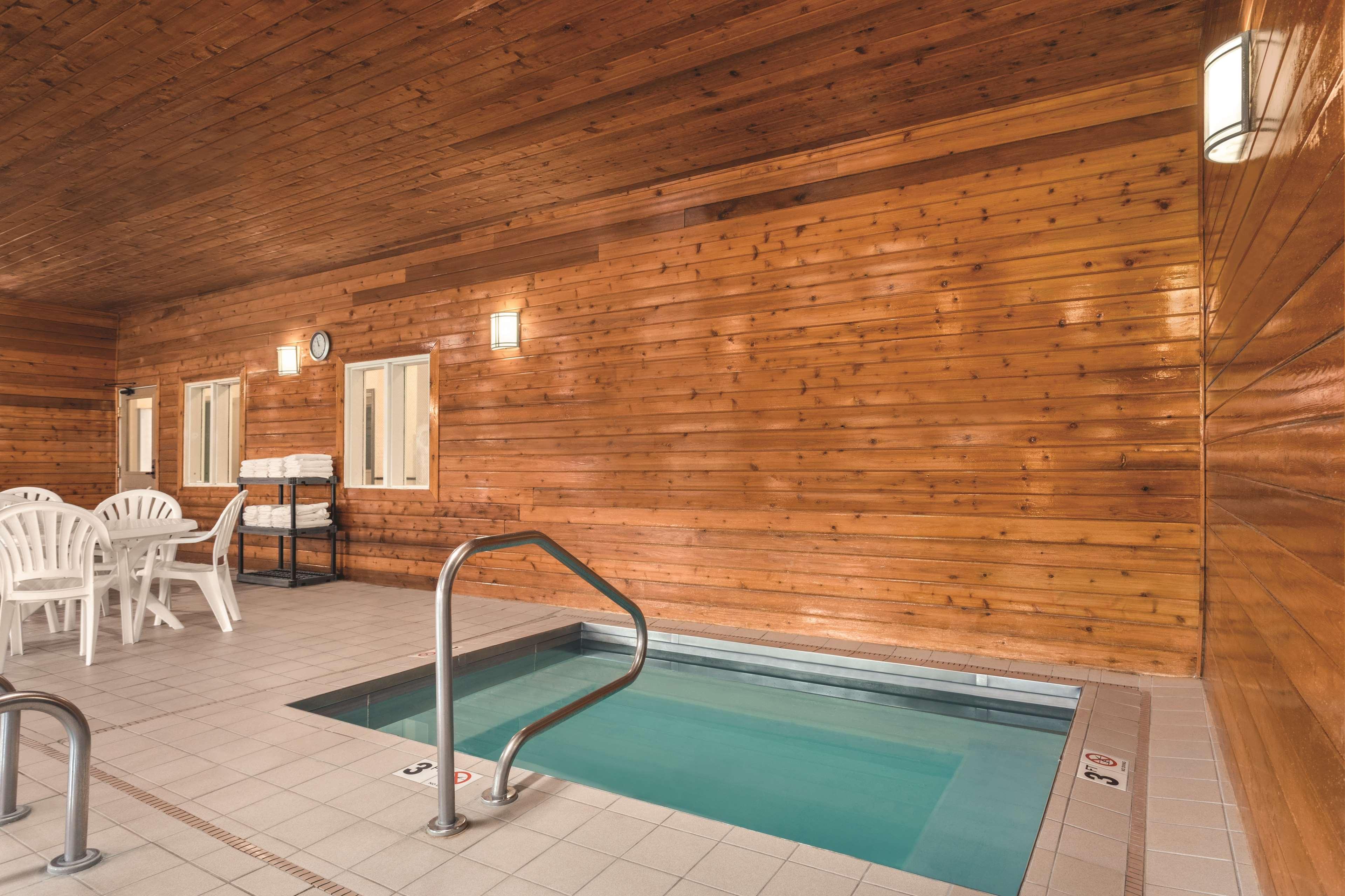 Country Inn & Suites By Radisson, Dakota Dunes, Sd Esterno foto